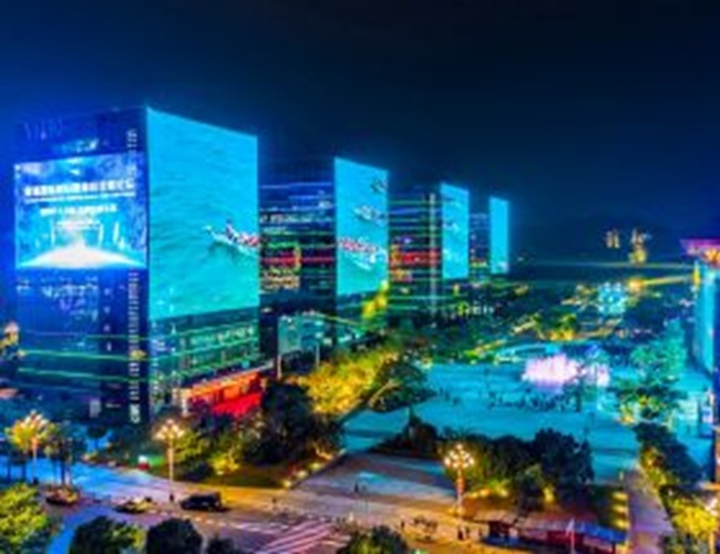 Design e funcionalidade: como a tecnologia LED é aplicada em grandes projetos de escala global