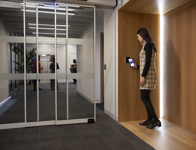 HID apresenta inovações em identidade e acesso na ISC West 2026