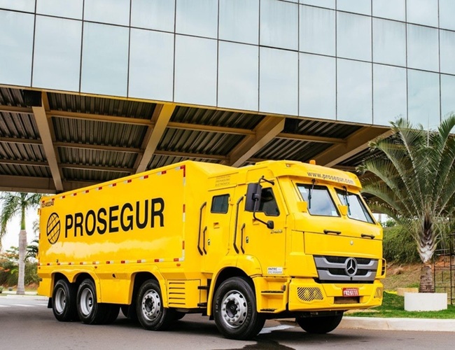 Prosegur Cash destaca segurança na cadeia farmacêutica e apresenta caminhão blindado refrigerado na Intermodal 2026